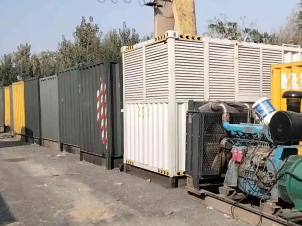 林西200KW柴油发电机机组每小时油耗是多少?